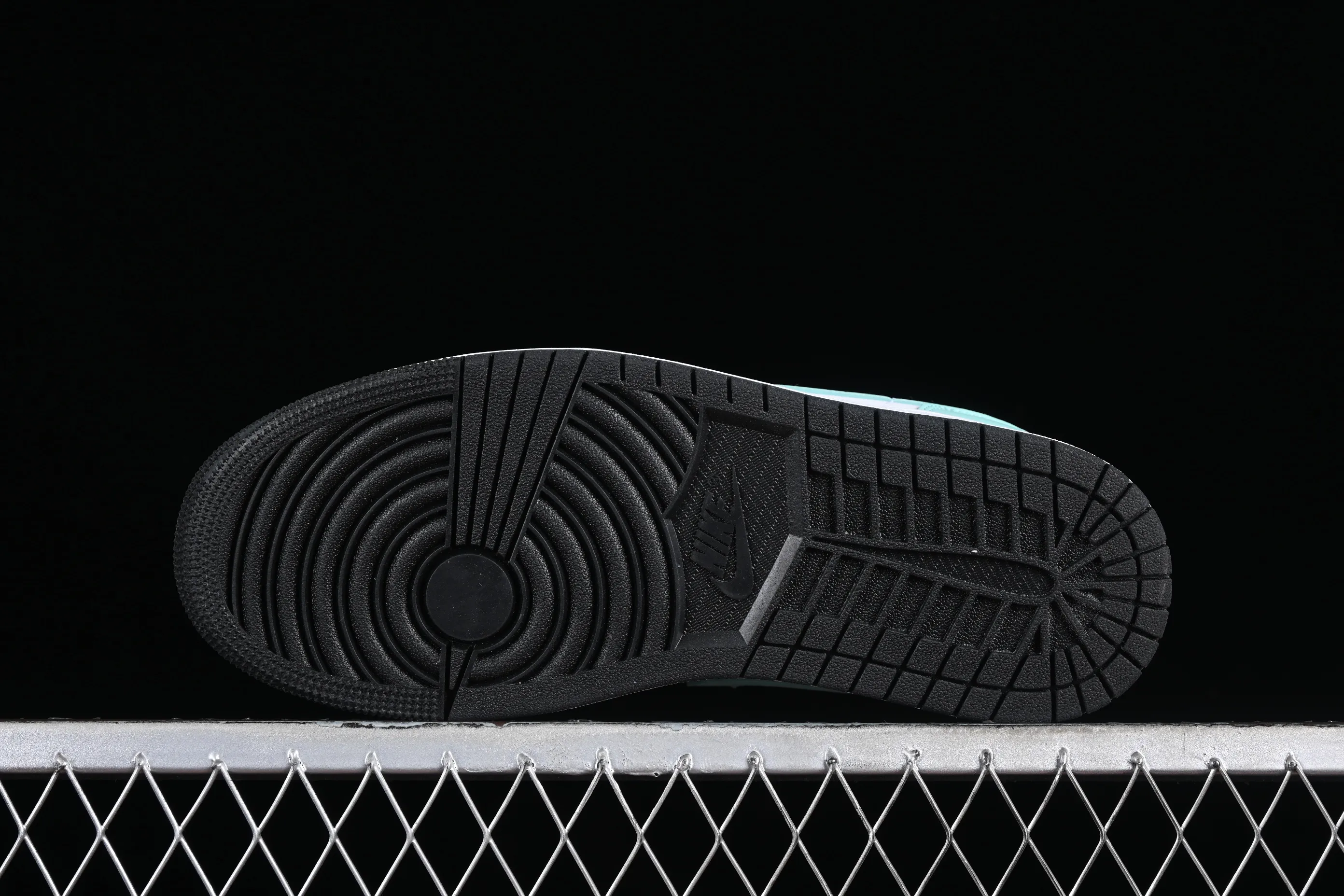 All categories Air Jordan Jordan series basketball shoes Air Jordan 1 Low Air Jordan 1 Low AJ1 Joe 1 mint black green low-top cultural basketball shoes 553558-131